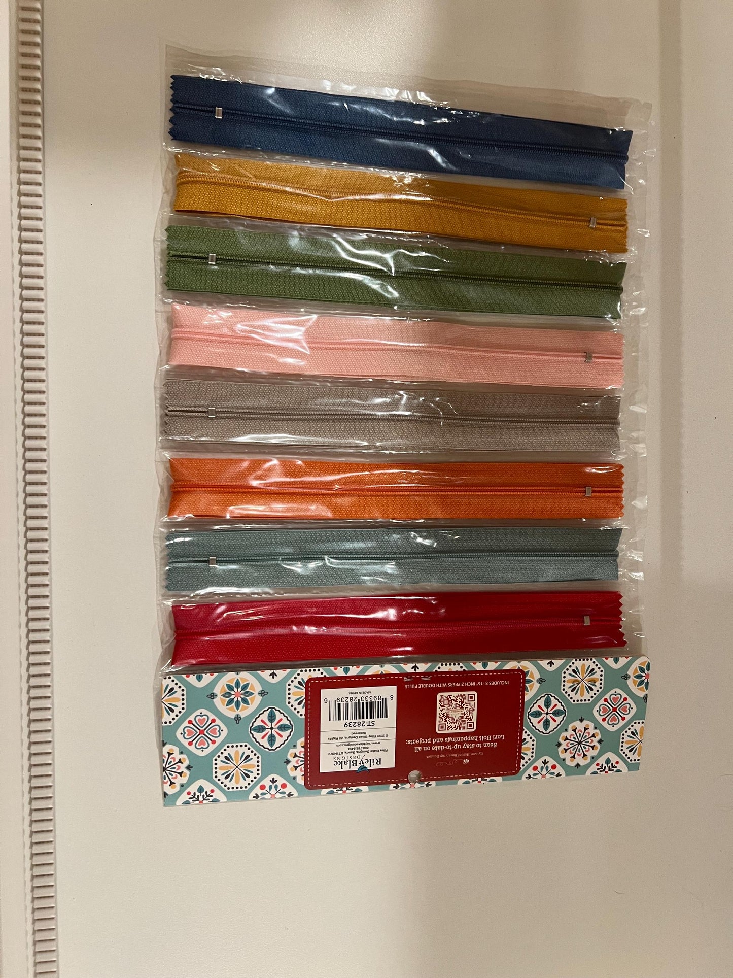 16" Happy Red Zipper by Lori Holt