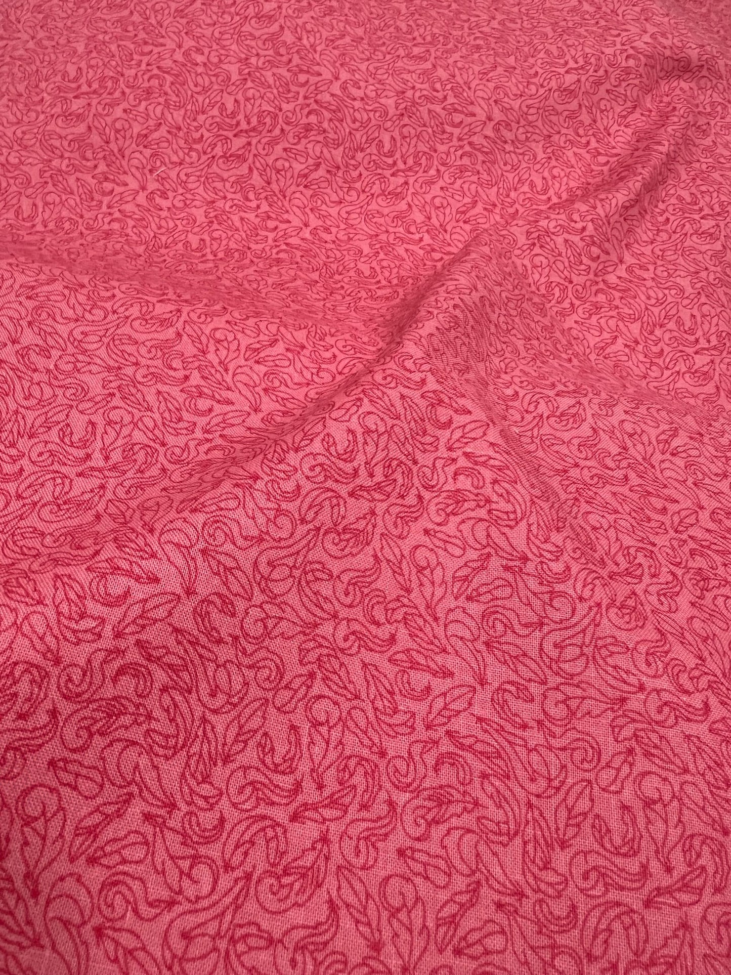 Swan Serenade color Tea Room - Riley Blake Designs - Quilting - 100% Cotton Fabric. Sold by the yard only! Blender Fabric